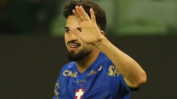 Palmeiras domina o Bahia, vence e fica a um ponto do líder Flamengo