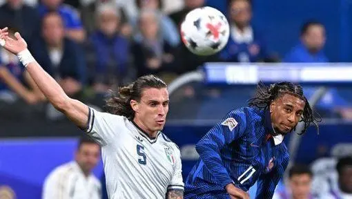 Olise marca golaço, mas França fica no empate com a Itália pela Nations