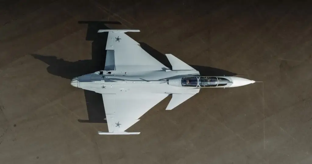 Suécia prepara caças Gripen para atacar alvos na Rússia em caso de conflito