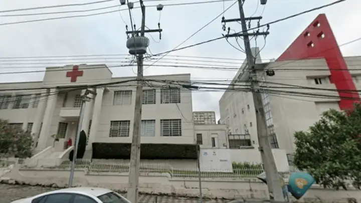 CRM-PR investiga médico que implantou prótese em joelho errado no PR
