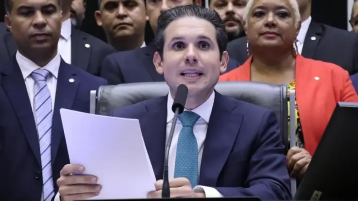 Centrão mantém estrutura de bloco de apoio para reeleição de Hugo