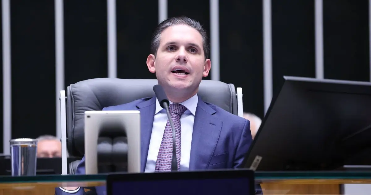 “Dia de alegria para nós democratas”, diz Hugo após vitória de Lula