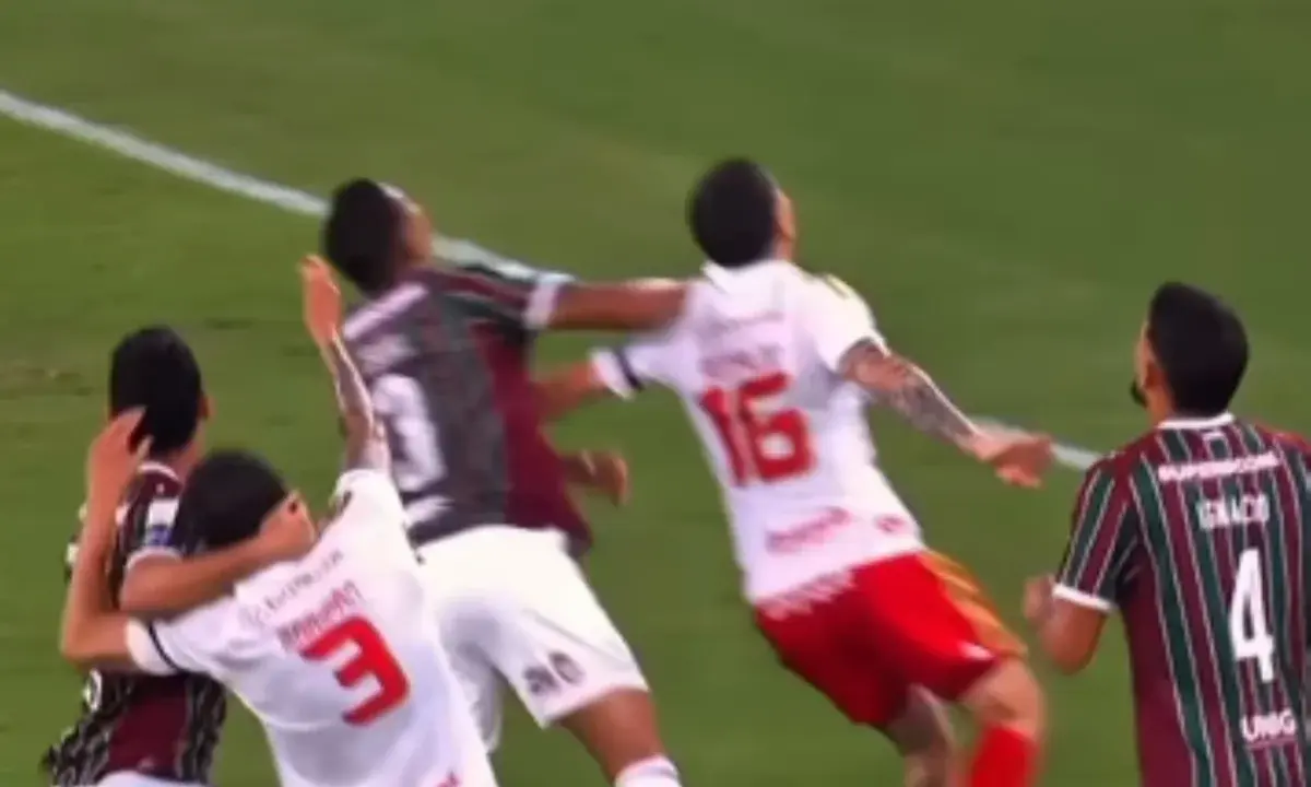 Internacional detona arbitragem e acusa erros em derrota para o Fluminense