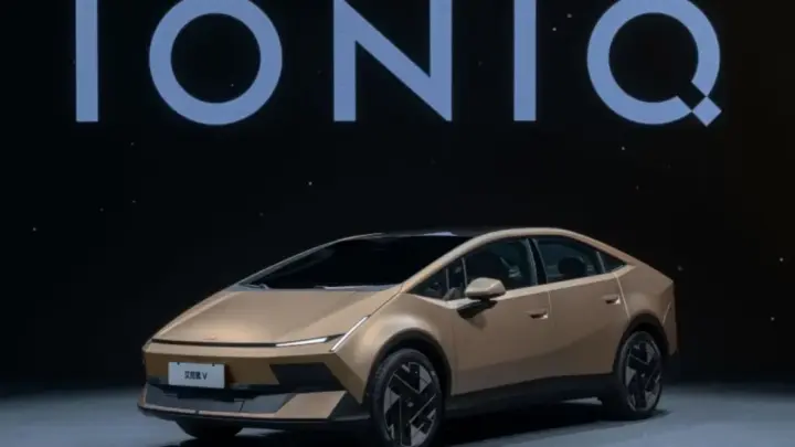 Conheça o Hyundai Ioniq V que você não pode ter e custa menos que um i20
