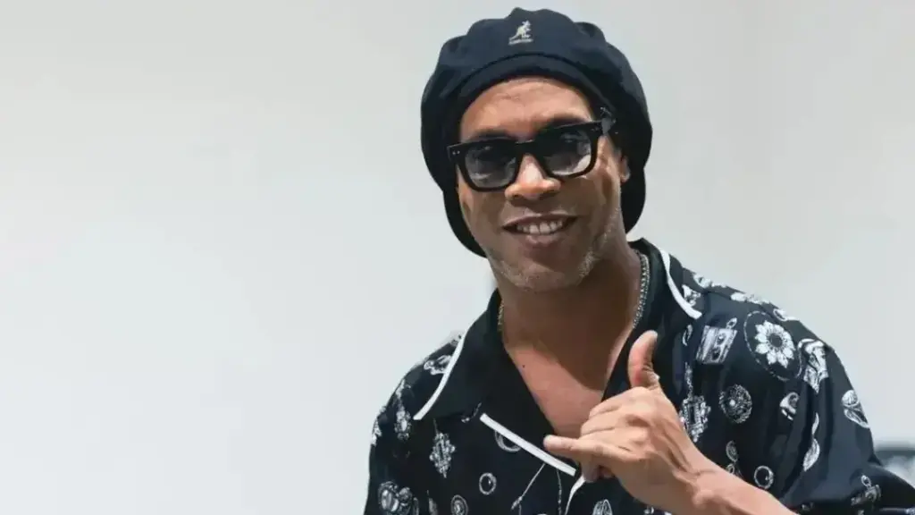 Justiça toma decisão sobre queixa contra Ronaldinho em esquema de pirâmide