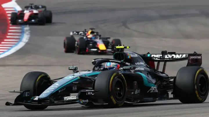 Fórmula 1: Kimi Antonelli vence GP dos EUA, mas título mundial é adiado