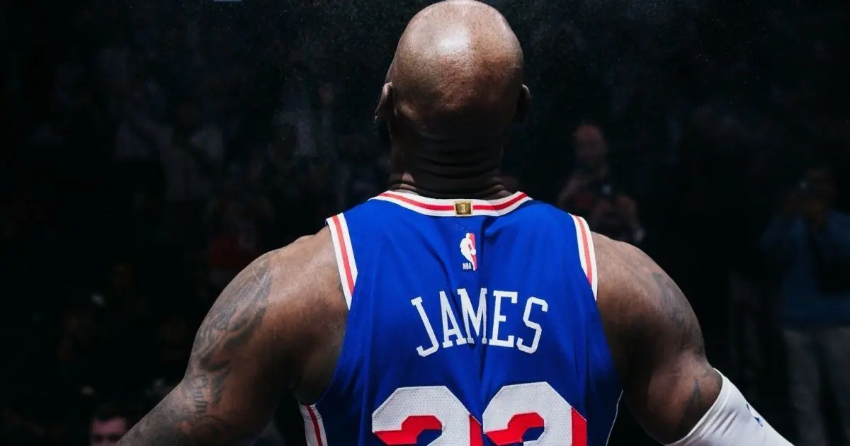 LeBron estreia pelo 76ers com derrota em partida da pré-temporada da NBA