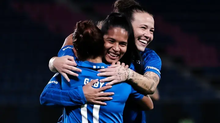 Libertadores: Cruzeiro vence Olimpia e enfrenta Libertad nas quartas