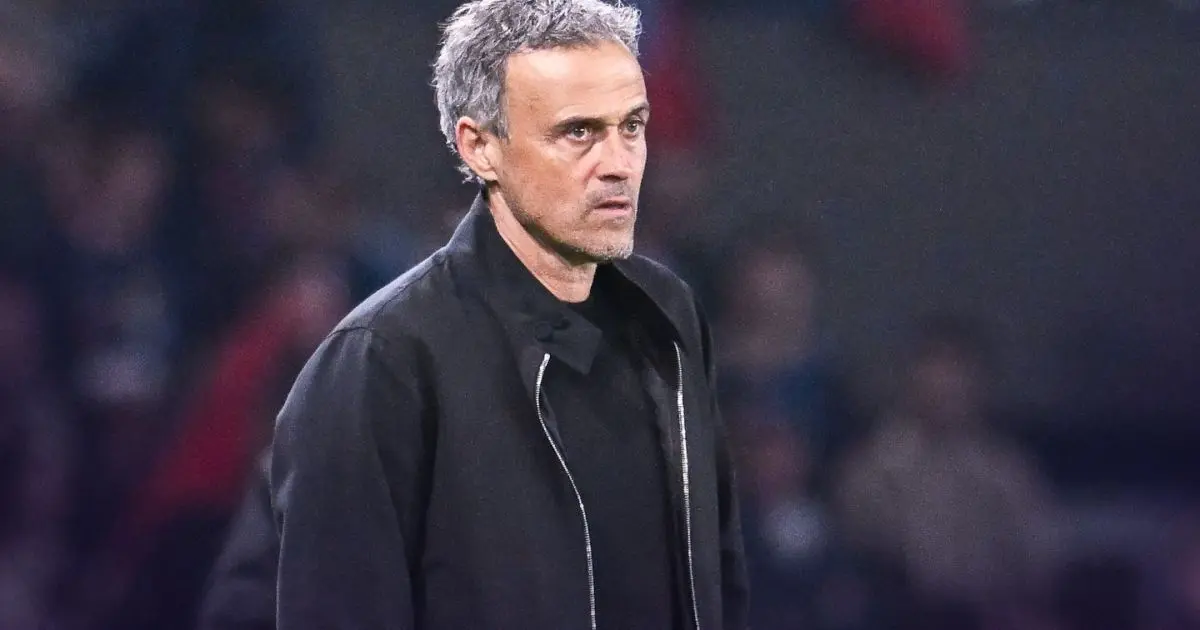 Luis Enrique, do PSG, defende que City mantenha títulos após escândalo