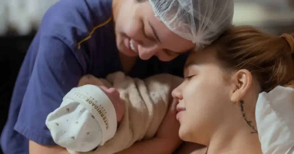 Nasce 1ª filha de Mari Fernandez: “Nosso maior presente”