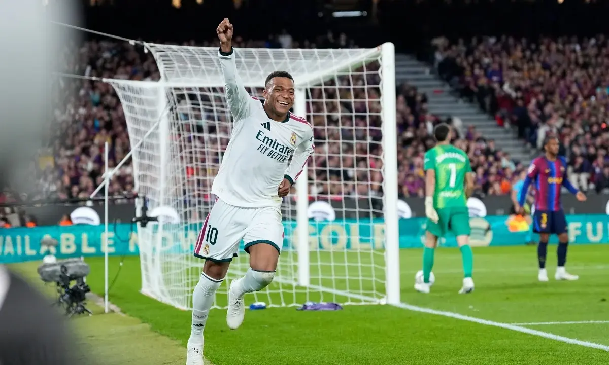 Mbappé marca pela segunda vez e coloca o Real Madrid na frente do placar