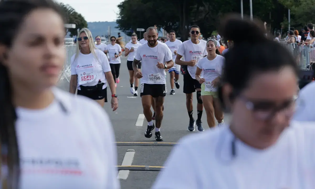 Metrópoles Endurance Corrida: especialista alerta sobre uso de suplementos