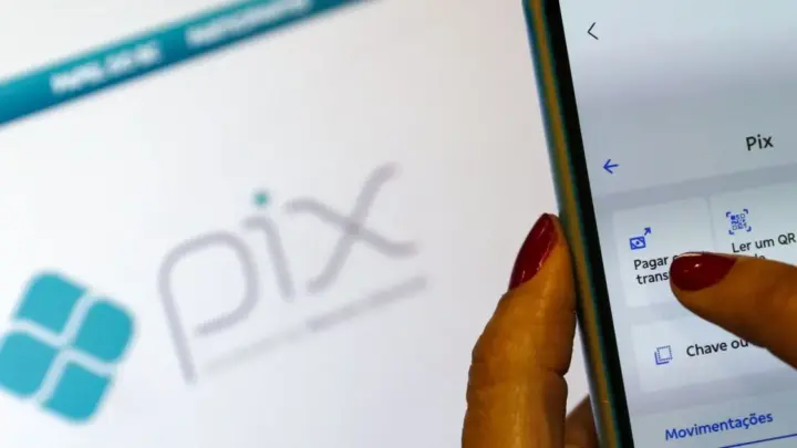 BC retira limite diário de R$ 500 para Pix por aproximação; entenda mudança