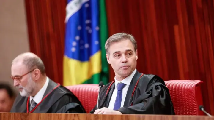 Entenda o que o TSE decidiu sobre a fake news de Nossa Senhora Aparecida