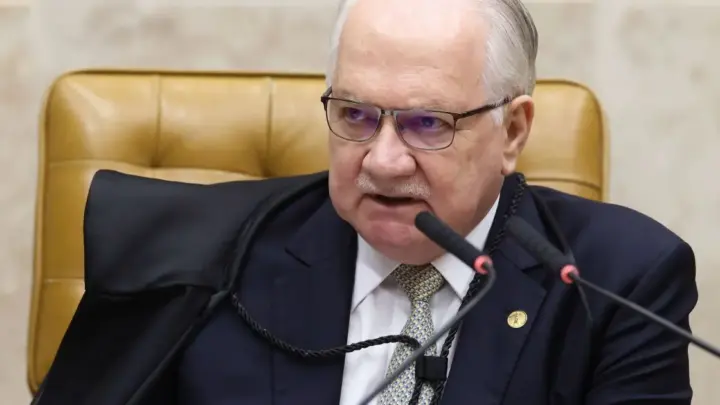 Fachin devolve caso INSS para Mendonça, mas mantém controle sobre Master
