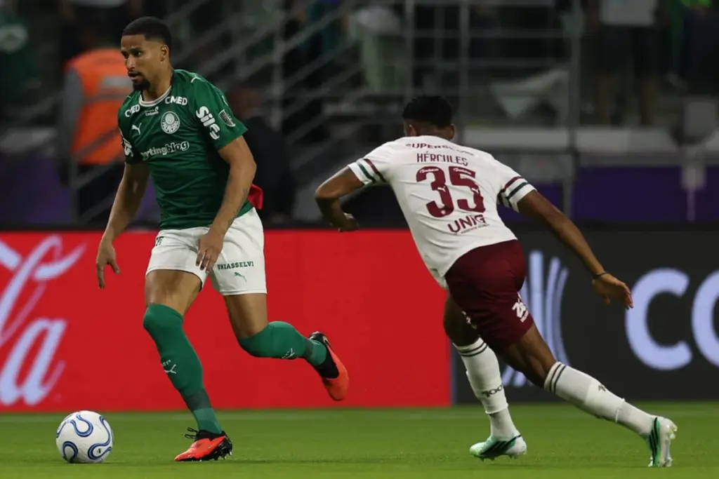 Nos pênaltis, Palmeiras bate Fluminense e avança para final da Libertadores