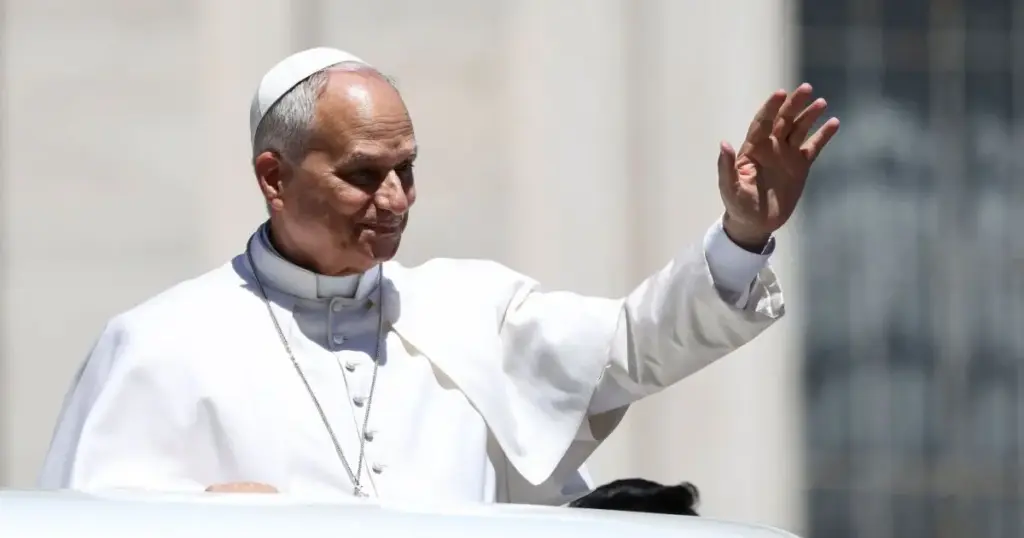O que se sabe sobre a cirurgia do papa Leão para retirar nódulo no pulmão