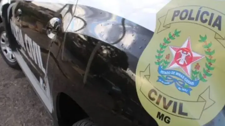 Jovem tenta salvar namorada e casal cai de cachoeira de 85 metros em MG