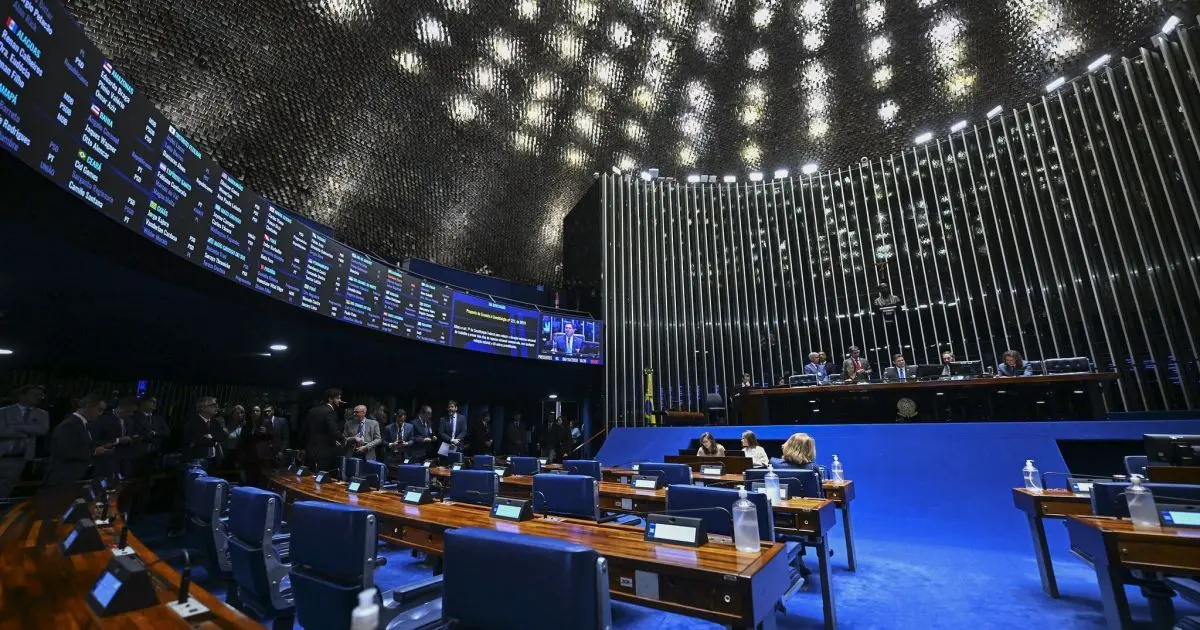 Senado tem hoje segunda sessão de debate sobre fim da escala 6×1