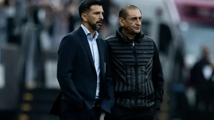 Emiliano Díaz explica recusa ao Corinthians e promete retorno: “Vou voltar”