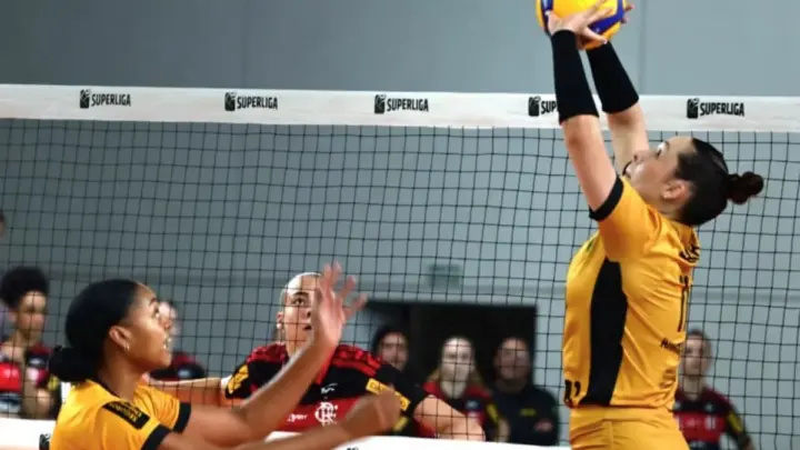 Superliga de Vôlei: Flamengo domina e vence o Brasília por 3 sets 0
