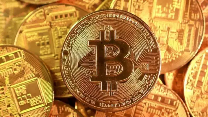 Bitcoin recua com CPI elevado e perspectivas para juros nos EUA