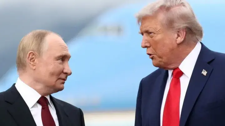 Em conversa com Trump, Putin minimiza retomada das negociações com Ucrânia