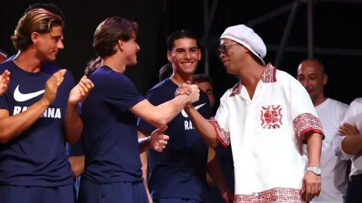 Após 11 anos, Ronaldinho Gaúcho tem data para retorno oficial aos gramados