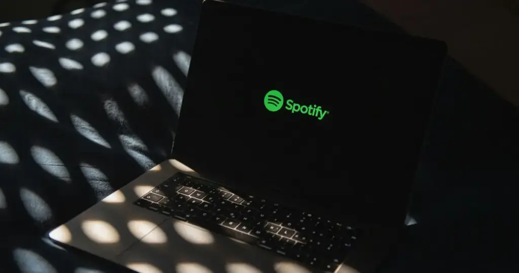 Spotify adicionará mais de seis mil audiolivros à plataforma; entenda