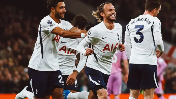 Tottenham bate Coventry City e vence pela primeira vez na Premier League