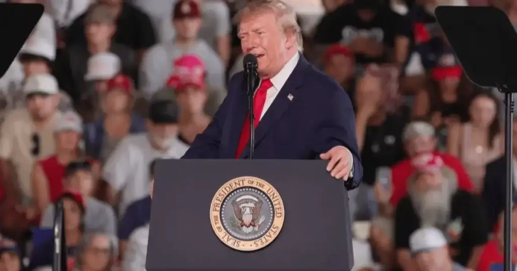 Trump volta a dizer que eleições no Brasil pareceram fraudadas