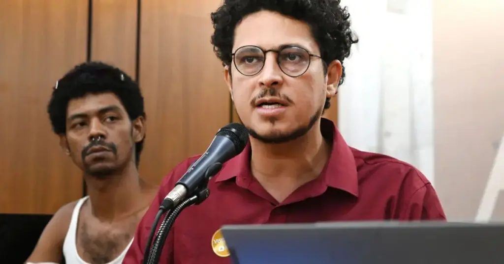 Saiba qual é número de Túlio Lopes, candidato do PCB ao governo de MG