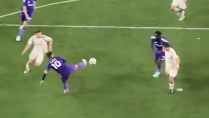 Vale Puskas? Argentino do Orlando City faz gol escorpião em goleada; veja